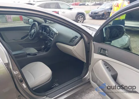 2013 Kia Optima Lx z USA, uszkodzony, nr VIN 5XXGM4A74DG147688